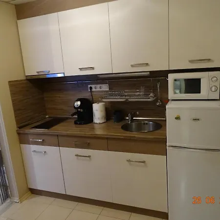 Bay Apartgaliayani * פומורי
